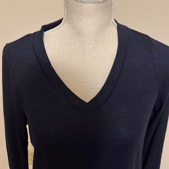 Kaileigh black top  and blk/white floral back, sz S - Picture 2 of 8